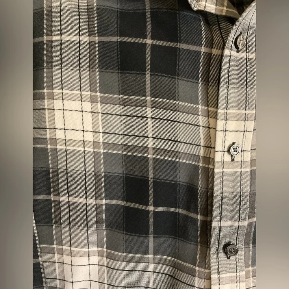Men’s Banana Republic Plaid Shirt - Black and Cream